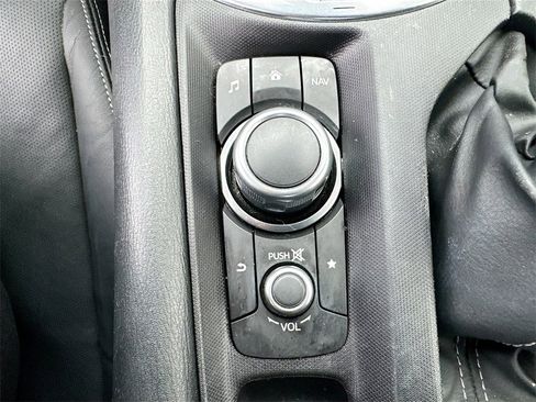 Used 2021 MAZDA MX-5 Miata Grand Touring image 32