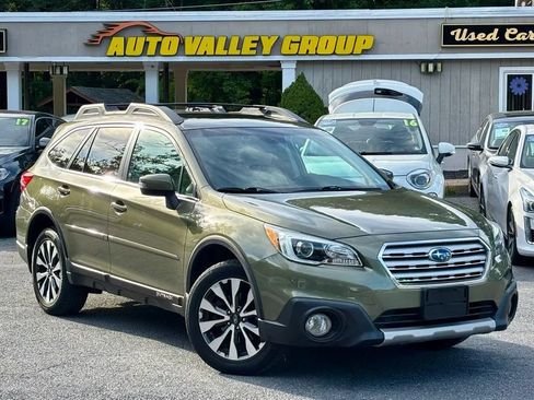 Used 2015 Subaru Outback 3.6R Limited AWD/4WD image 1