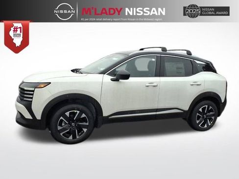 New 2026 Nissan Kicks SV image 4