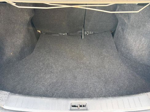 Used 2016 Nissan Sentra SV FWD image 12