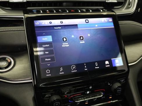 Used 2023 Jeep Grand Cherokee 4WD 4xe image 21