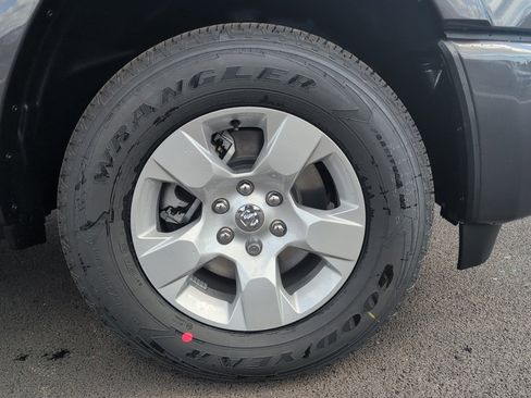 New 2025 RAM 1500 Big Horn image 9