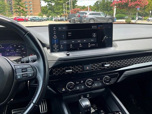 Used 2023 Honda Accord Sport image 6
