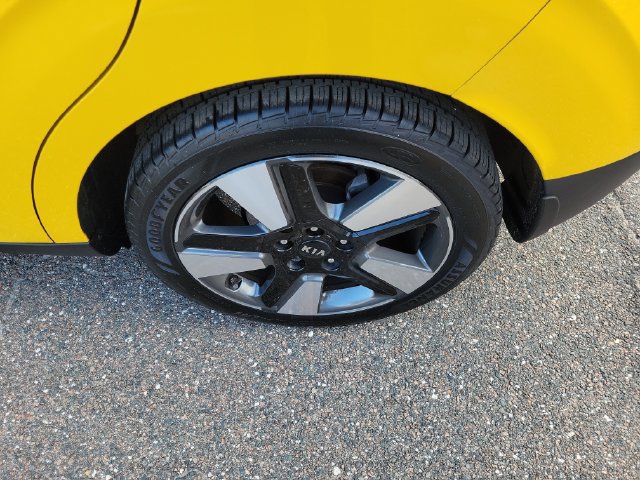 Used 2020 Kia Soul EX w/ Option Group 015 FWD image 7