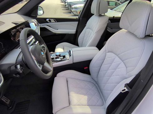 Used 2026 BMW X5 xDrive40i w/ Executive Package AWD/4WD image 17