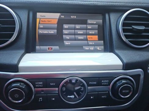 Used 2011 Land Rover LR4 HSE image 15