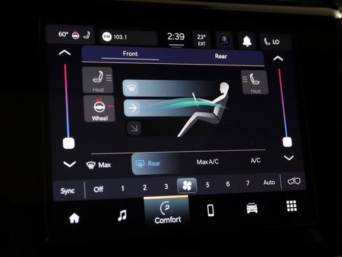 Used 2023 Jeep Grand Cherokee L Laredo image 32