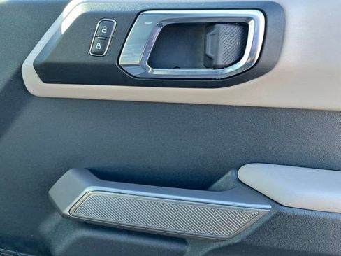 Certified 2022 Ford Bronco Wildtrak image 24