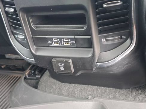 Used 2023 RAM 1500 Laramie AWD/4WD image 41