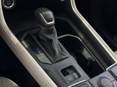 Used 2025 Toyota Grand Highlander FWD image 19