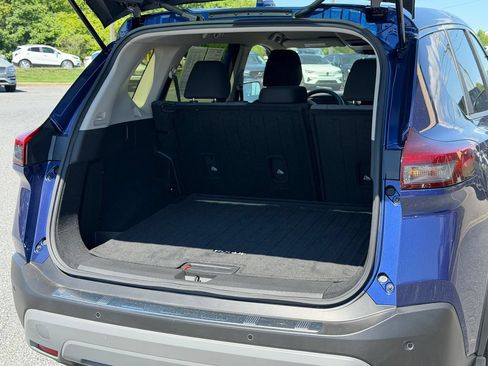 Used 2023 Nissan Rogue SV AWD/4WD image 18
