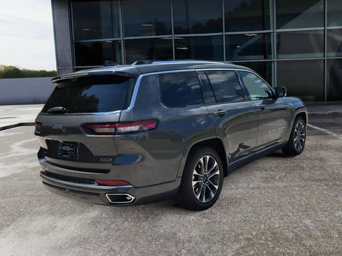 Used 2023 Jeep Grand Cherokee L Overland w/ Luxury Tech Group IV image 5