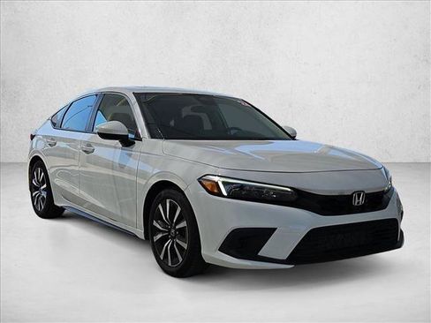 Used 2024 Honda Civic EX-L image 3