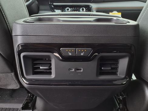 New 2025 GMC Sierra 1500 AT4 w/ AT4 Premium Package image 7