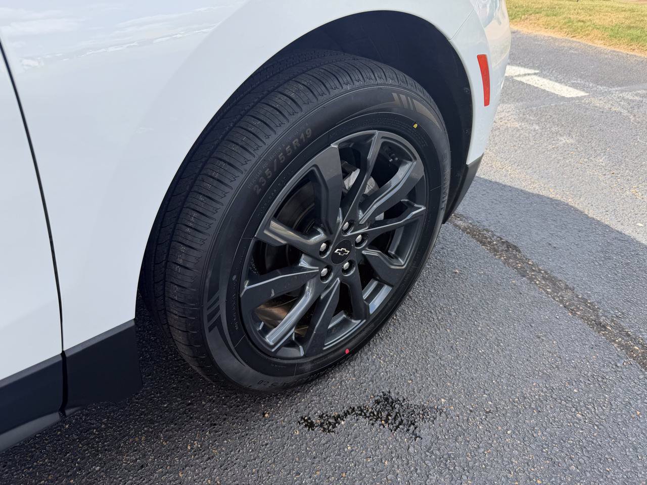 Used 2022 Chevrolet Equinox RS AWD/4WD image 27