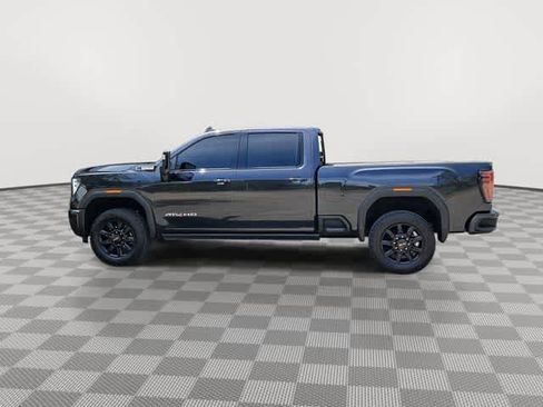 Used 2024 GMC Sierra 2500 AT4 w/ AT4 Premium Plus Package AWD/4WD image 9