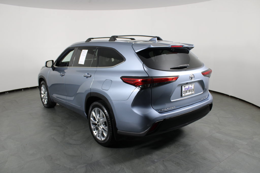 Used 2023 Toyota Highlander Limited AWD/4WD image 7