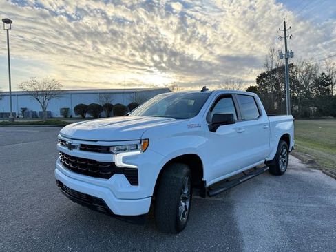 Used 2025 Chevrolet Silverado 1500 RST image 9