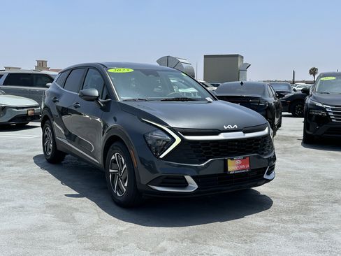 Certified 2023 Kia Sportage LX FWD image 10