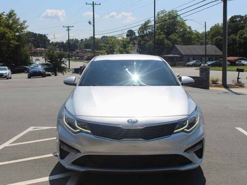 Used 2020 Kia Optima LX FWD image 2