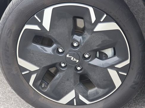 Used 2023 Kia Niro Wave w/ Wave Preserve Package FWD image 10