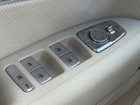 New 2026 Genesis G70 2.5T Prestige image 33