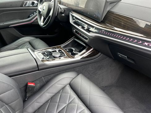 Certified 2023 BMW X7 xDrive40i w/ Premium Package image 20