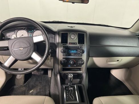Used 2005 Chrysler 300 Touring w/ Sound Group image 16