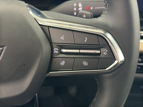 New 2026 Chevrolet Equinox ACTIV AWD/4WD image 19