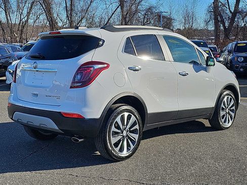 Used 2021 Buick Encore Preferred w/ Safety Package image 8