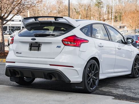 Used 2016 Ford Focus RS image 4