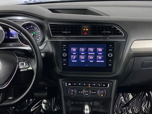 Used 2019 Volkswagen Tiguan SE w/ Panoramic Sunroof Package AWD/4WD image 19