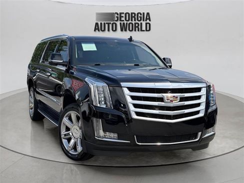 Used 2019 Cadillac Escalade ESV Luxury RWD image 10