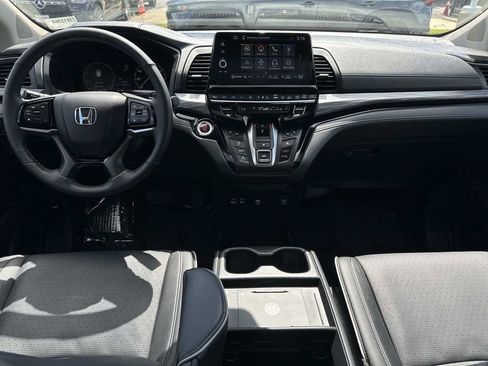 Used 2026 Honda Odyssey Elite image 10