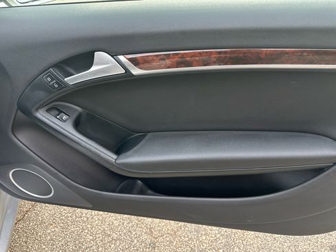 Used 2010 Audi A5 2.0T Premium Plus image 13