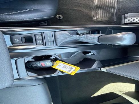 Certified 2025 Toyota Camry SE FWD image 31