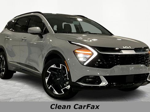 Used 2025 Kia Sportage SX image 3