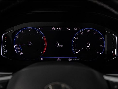 Used 2021 Volkswagen Atlas SEL Premium image 18