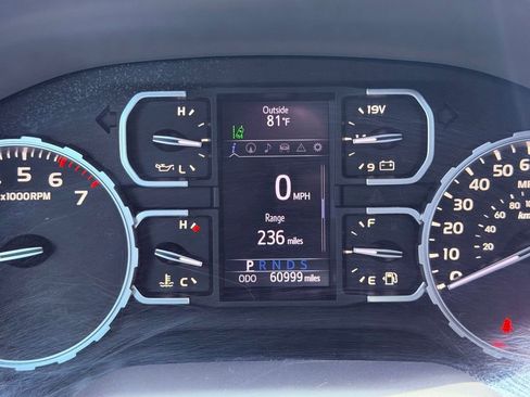 Used 2018 Toyota Tundra Limited w/ TRD Off Road Package AWD/4WD image 25