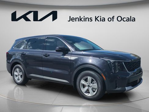 New 2026 Kia Sorento LX FWD image 1