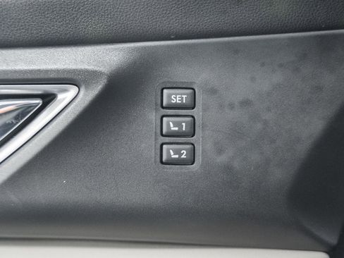 Used 2021 Subaru Ascent Limited AWD/4WD image 46
