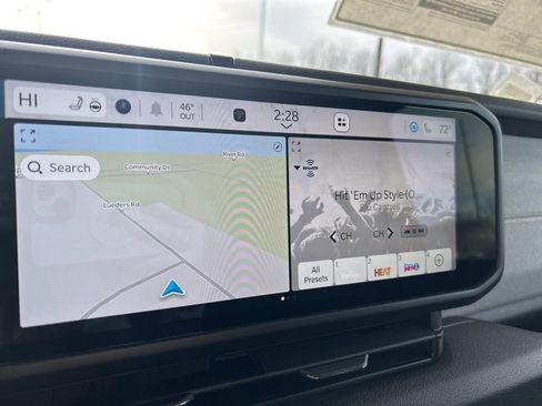 New 2026 Jeep Gladiator Sport image 25