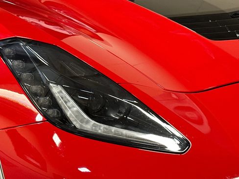 Used 2019 Chevrolet Corvette Grand Sport w/ Carbon Flash Badge Package image 44