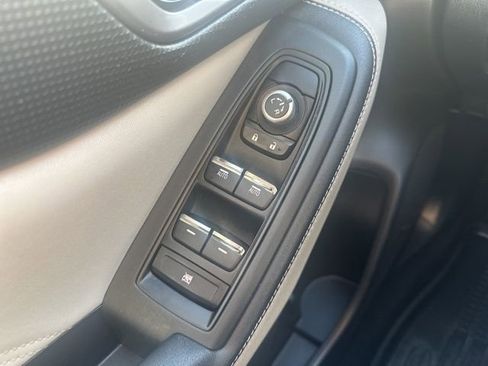 Used 2022 Subaru Forester Limited AWD/4WD image 18