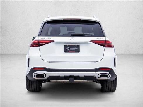 Certified 2026 Mercedes-Benz GLE 450 4MATIC image 6