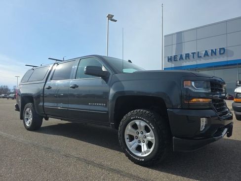 Used 2018 Chevrolet Silverado 1500 LT w/ All Star Edition image 3