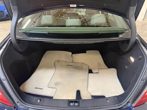 Used 2013 Mercedes-Benz C 250 Sedan image 31