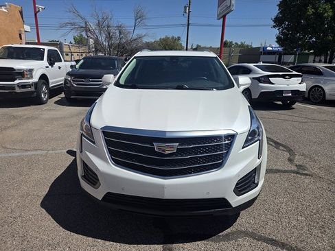 Used 2019 Cadillac XT5 Luxury w/ LPO, Black Ice Package AWD/4WD image 4