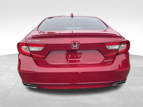 Used 2019 Honda Accord Sport image 12