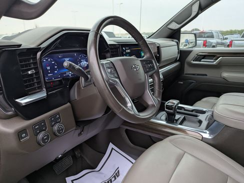 Certified 2023 Chevrolet Silverado 1500 RST w/ Texas Edition Plus image 9